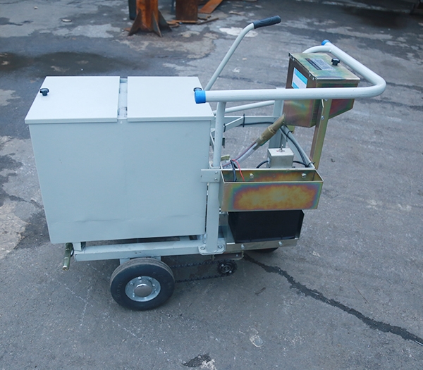 Hand push scraping type two-component road marking machine